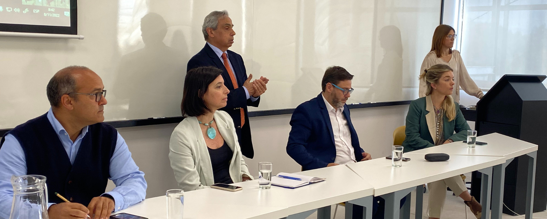 La UM lanzó “Círculos de impacto”: un podcast sobre economía circular uruguaya La UM lanzó “Círculos de impacto”: un podcast sobre economía circular uruguaya