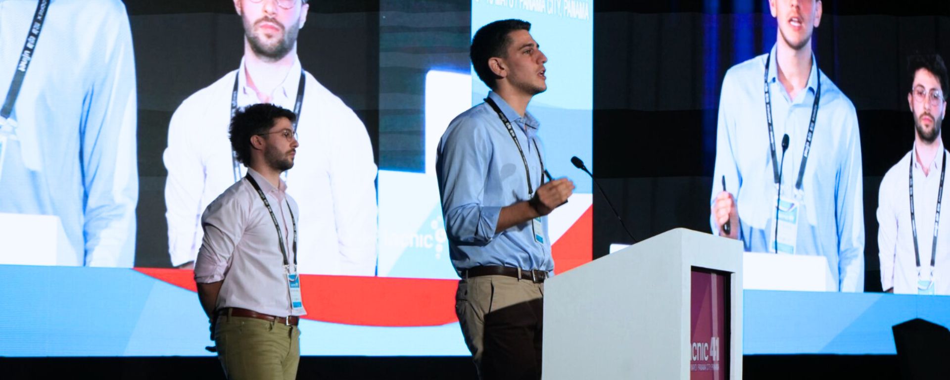 Alumnos de Ingeniería Telemática presentaron un proyecto en el Evento LACNIC 41 en Panamá Alumnos de Ingeniería Telemática presentaron un proyecto en el Evento LACNIC 41 en Panamá