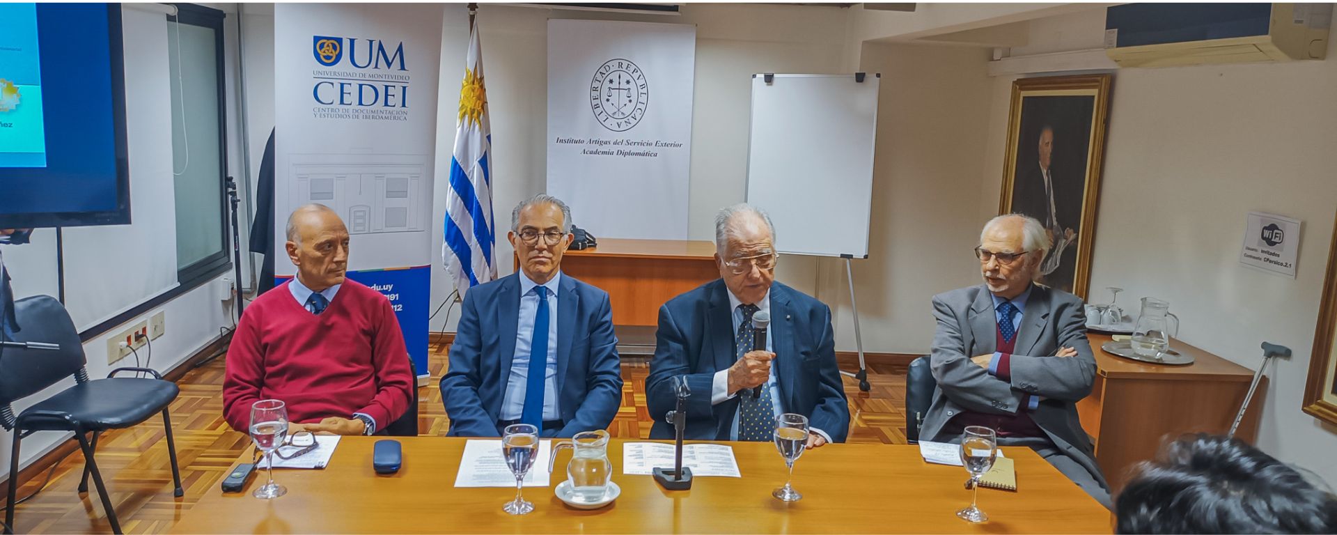 CEDEI organizó mesa redonda titulada: “Independencia política y definición de fronteras”