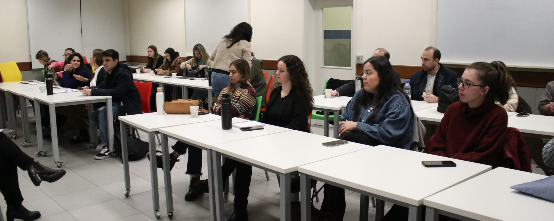 Postgrados FCOM inauguró un ciclo de masterclasses con una charla sobre comunicación estratégica