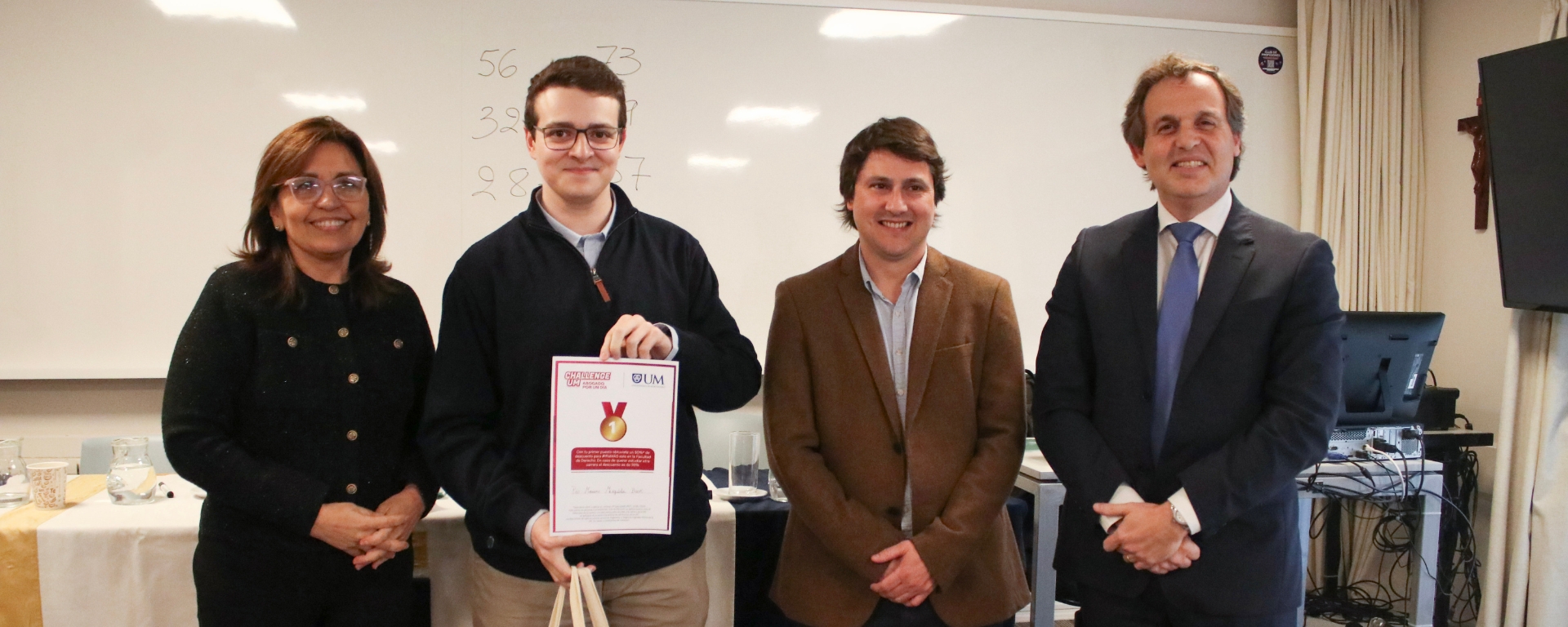 Estudiantes preuniversitarios participaron de una nueva final de “Abogado por un día”
