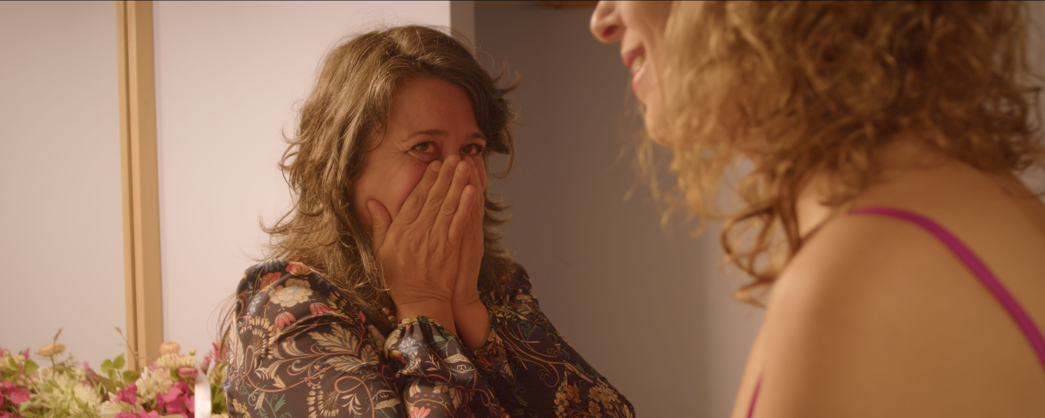 “El mundo es mejor cuando hablamos”: Adriana Loeff estrenó Mamá está acá