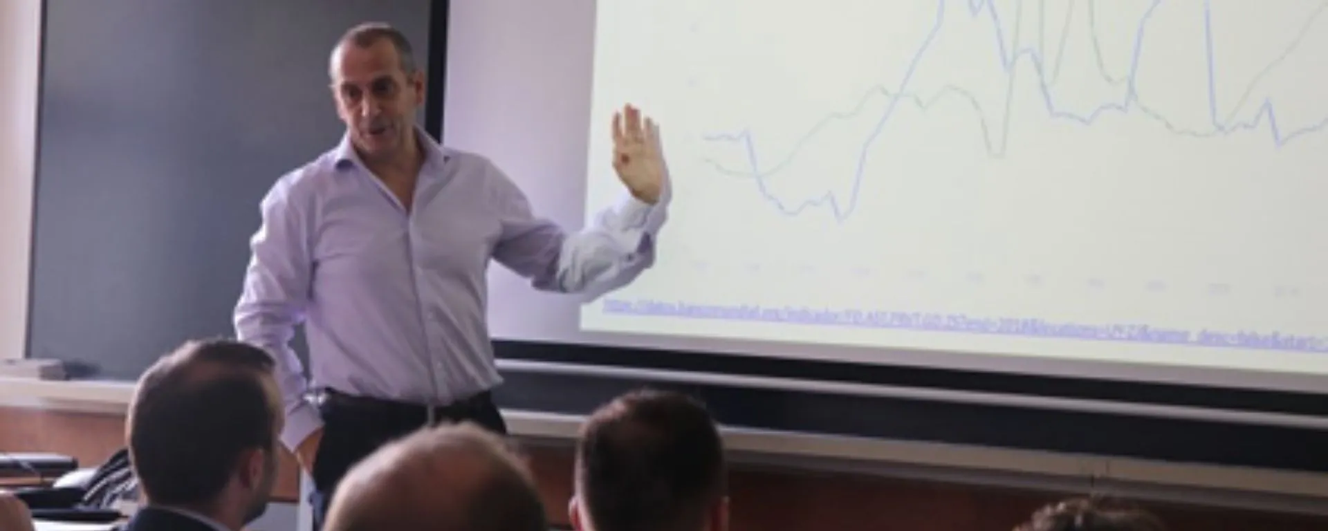 Fernando Barrán exponiendo Fernando Barrán exponiendo