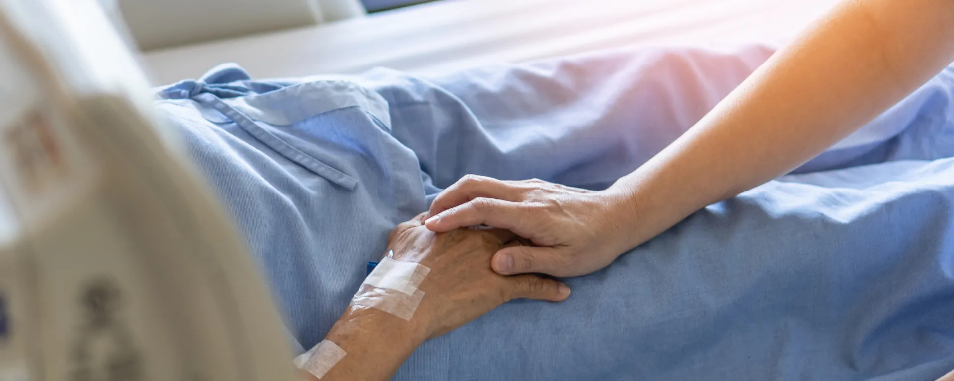 Webinar: Cuidado activo e integral en el fin de la vida Webinar: Cuidado activo e integral en el fin de la vida