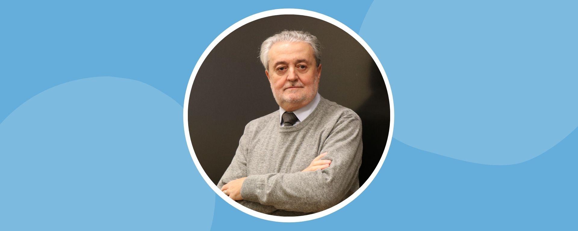 Libro de docente Daniel Corbo recibió el premio Bartolomé Hidalgo Libro de docente Daniel Corbo recibió el premio Bartolomé Hidalgo