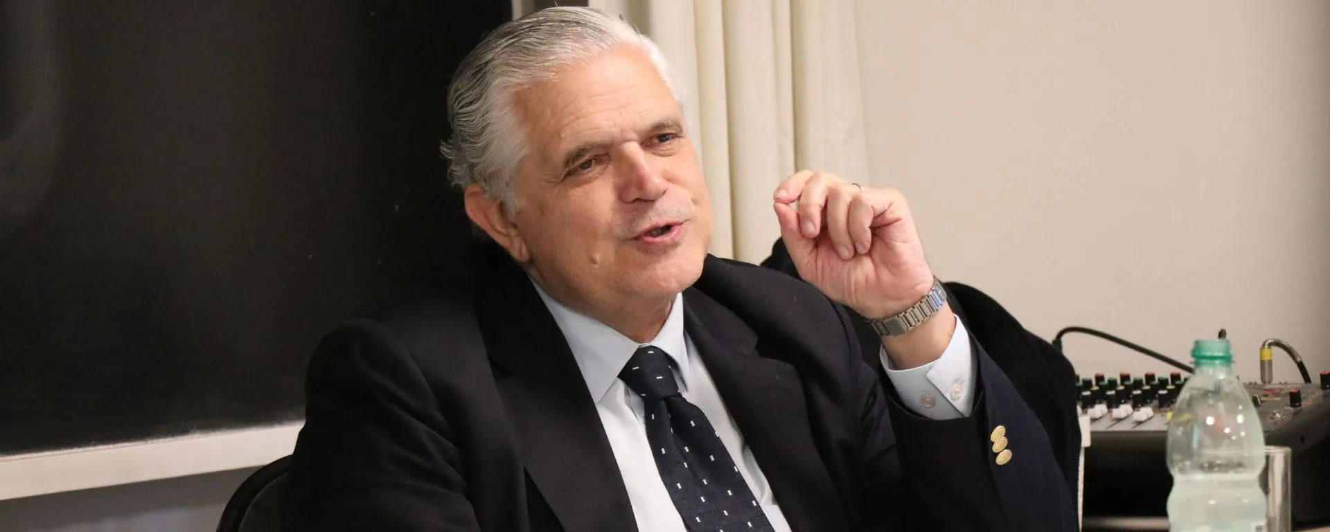 Conferencia de Ricardo López Murphy