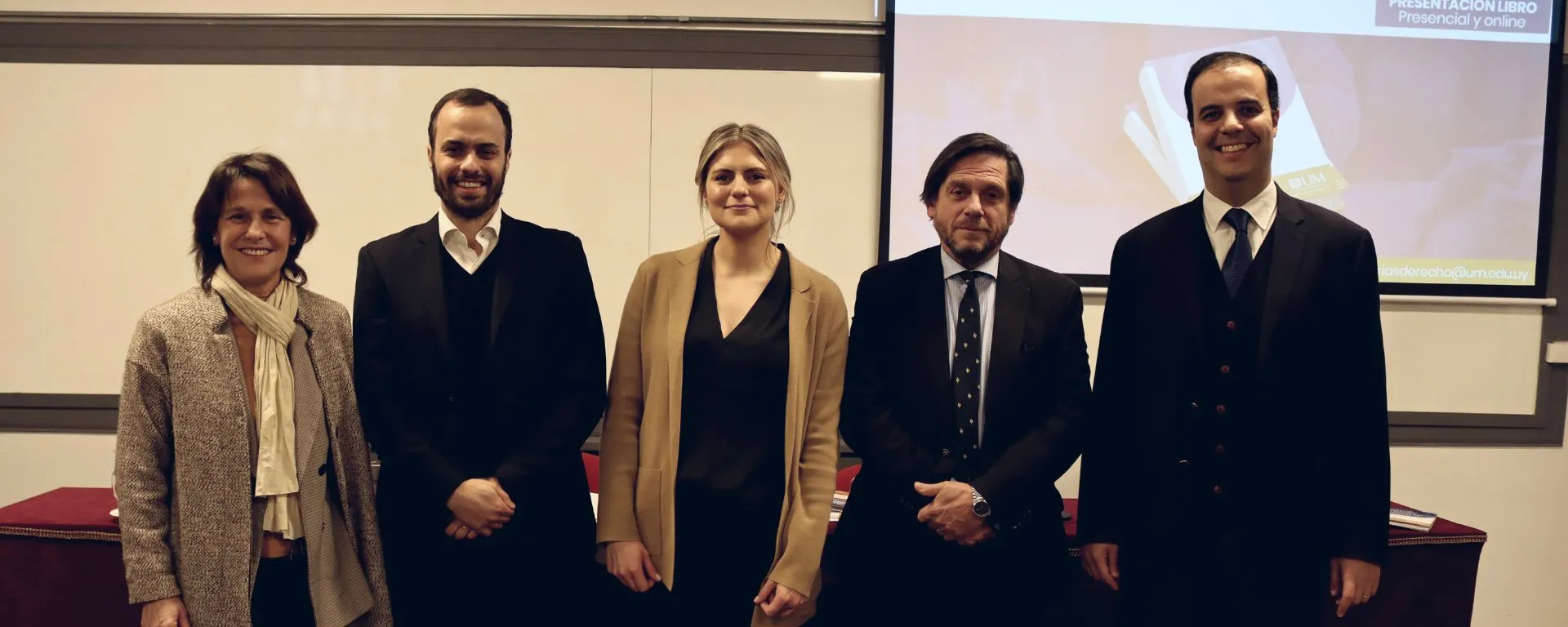 Victoria Martini lanzó su nuevo libro sobre la apertura comercial e innovación en Uruguay Victoria Martini lanzó su nuevo libro sobre la apertura comercial e innovación en Uruguay