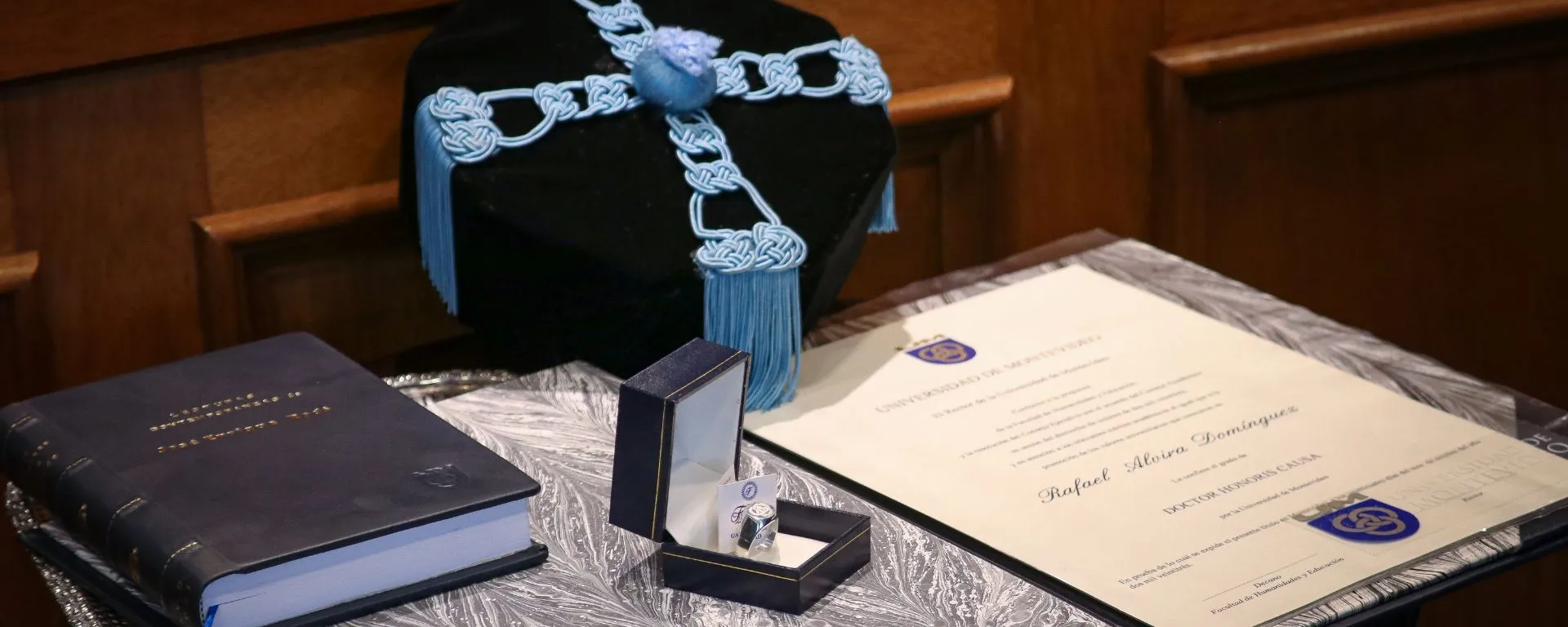 Doctorado Honoris Causa a Rafael Alvira Doctorado Honoris Causa a Rafael Alvira