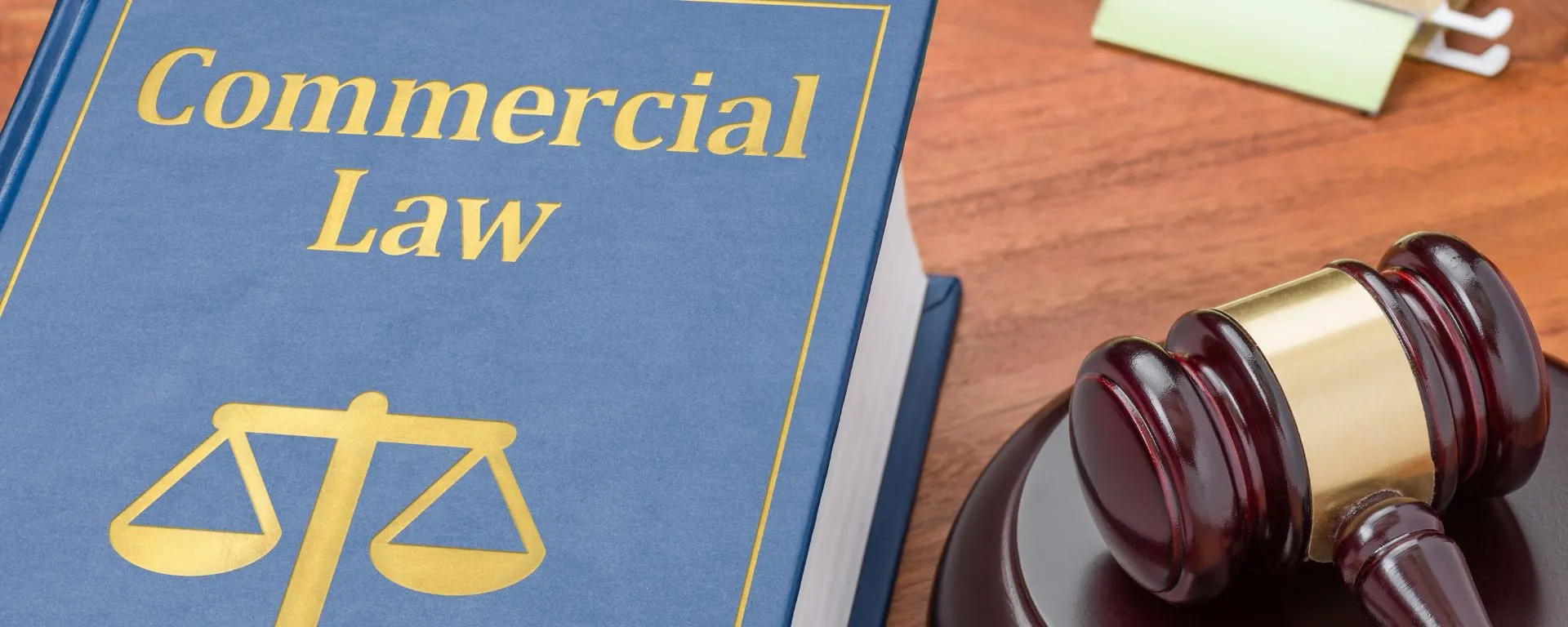 Alumnos de Derecho avanzan en el Diploma in Commercial Law de University of London Alumnos de Derecho avanzan en el Diploma in Commercial Law de University of London