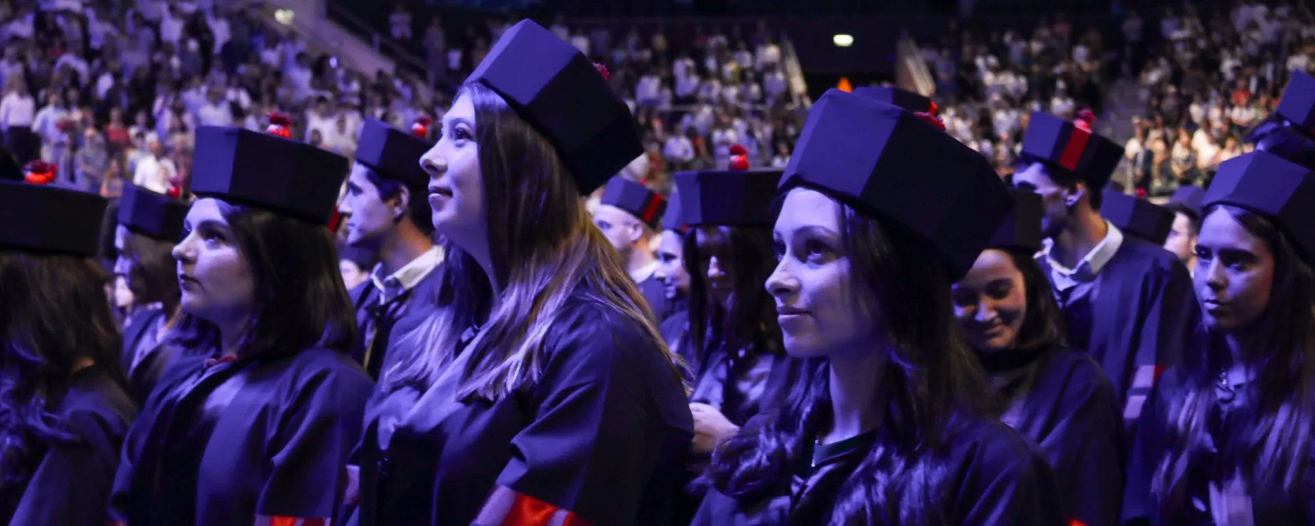 Casi 100% de los egresados de la UM se insertaron en su rubro el mercado laboral Casi 100% de los egresados de la UM se insertaron en su rubro en el mercado laboral