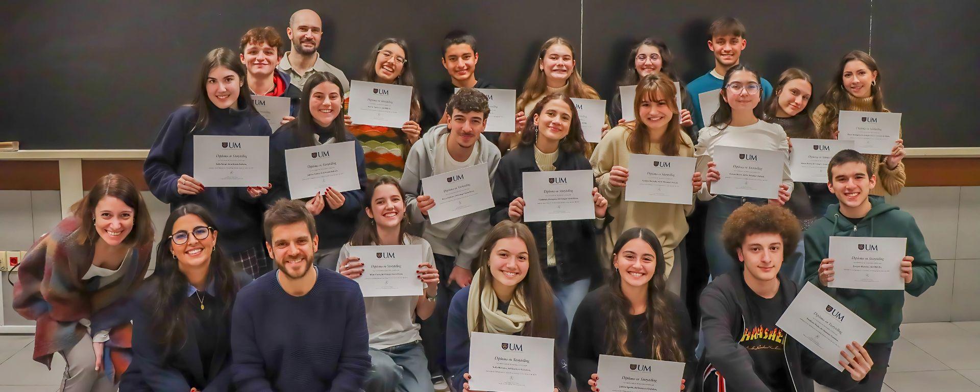 Cierre del Diploma en Storytelling: bachilleres presentaron sus historias Cierre del Diploma en Storytelling: bachilleres presentaron sus historias