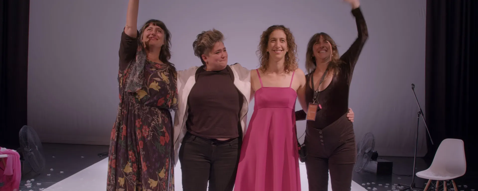 “El mundo es mejor cuando hablamos”: Adriana Loeff estrenó Mamá está acá