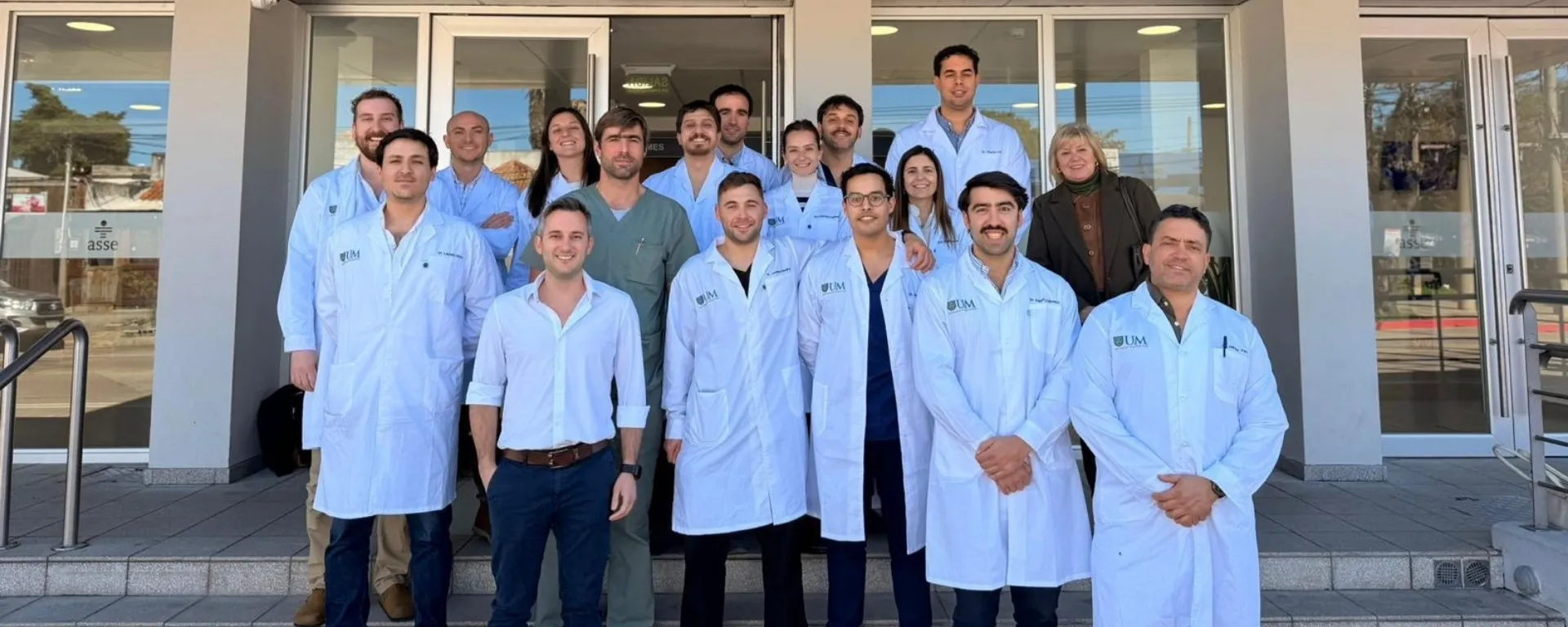 Estudiantes de la Cátedra de Traumatología ayudaron a reducir la lista de espera de consultas en el Hospital de Minas Estudiantes de la Cátedra de Traumatología ayudaron a reducir la lista de espera de consultas en el Hospital de Minas